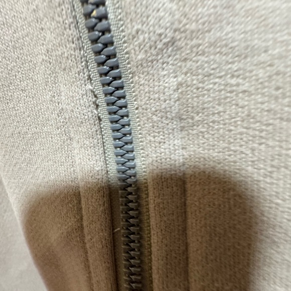 lululemon athletica Tan Hoodie - Picture 5 of 5